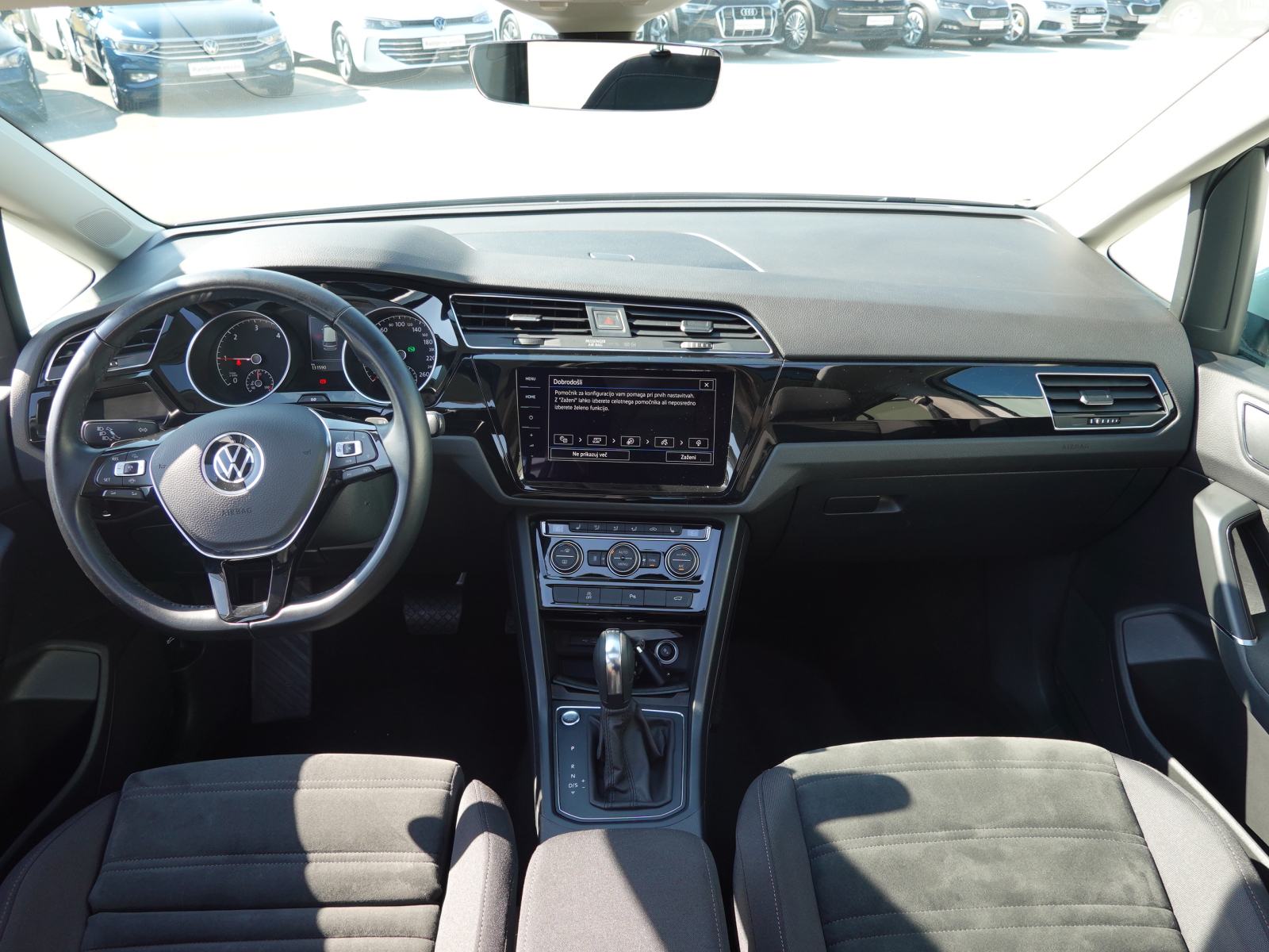 Volkswagen Touran 2.0 TDI BMT DSG+PANO+VL.KLJUKA+ACC+NAVI+WEBASTO, fotografija 12