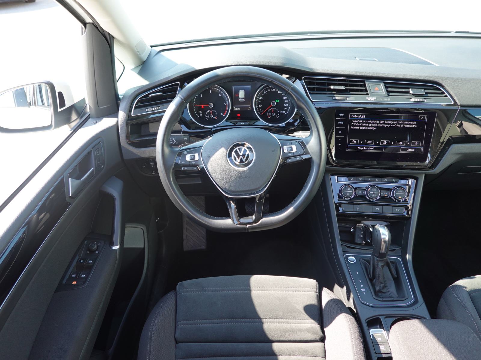 Volkswagen Touran 2.0 TDI BMT DSG+PANO+VL.KLJUKA+ACC+NAVI+WEBASTO, fotografija 13