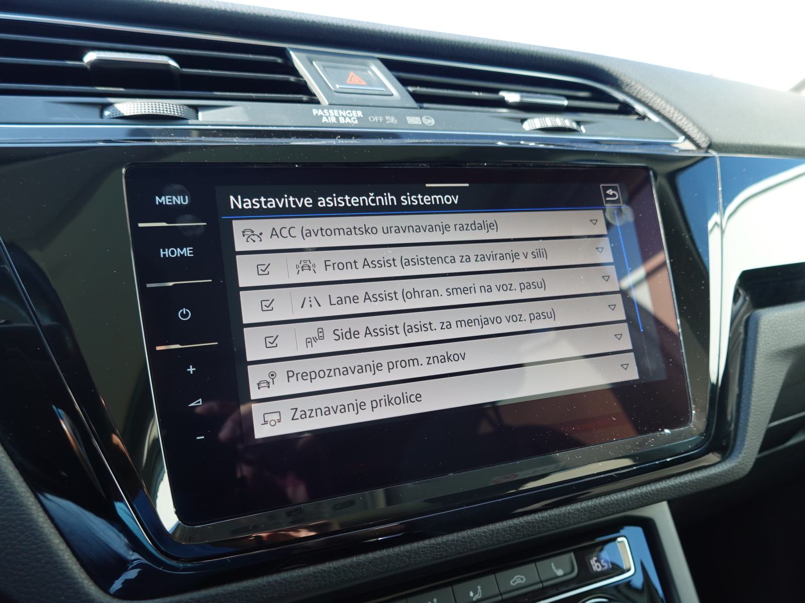 Volkswagen Touran 2.0 TDI BMT DSG+PANO+VL.KLJUKA+ACC+NAVI+WEBASTO, fotografija 17