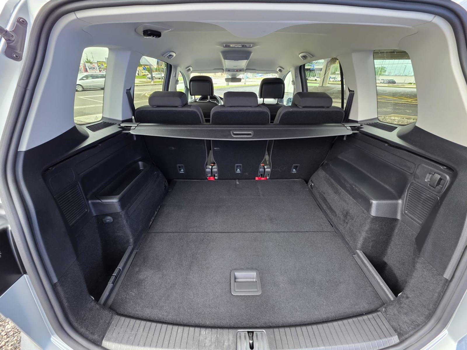 Volkswagen Touran 2.0 TDI BMT Family DSG *VIRTUAL*, fotografija 14