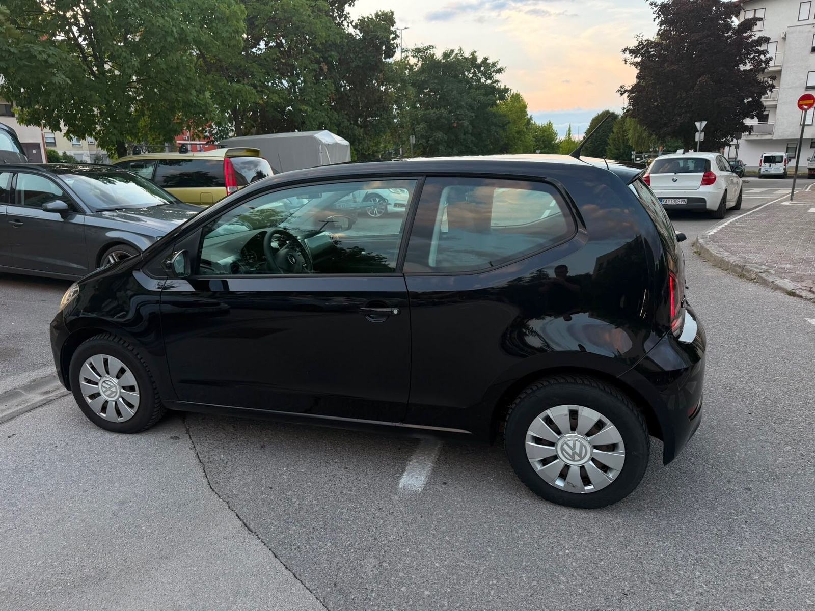 Volkswagen Up! 1,0 MPI, fotografija 6