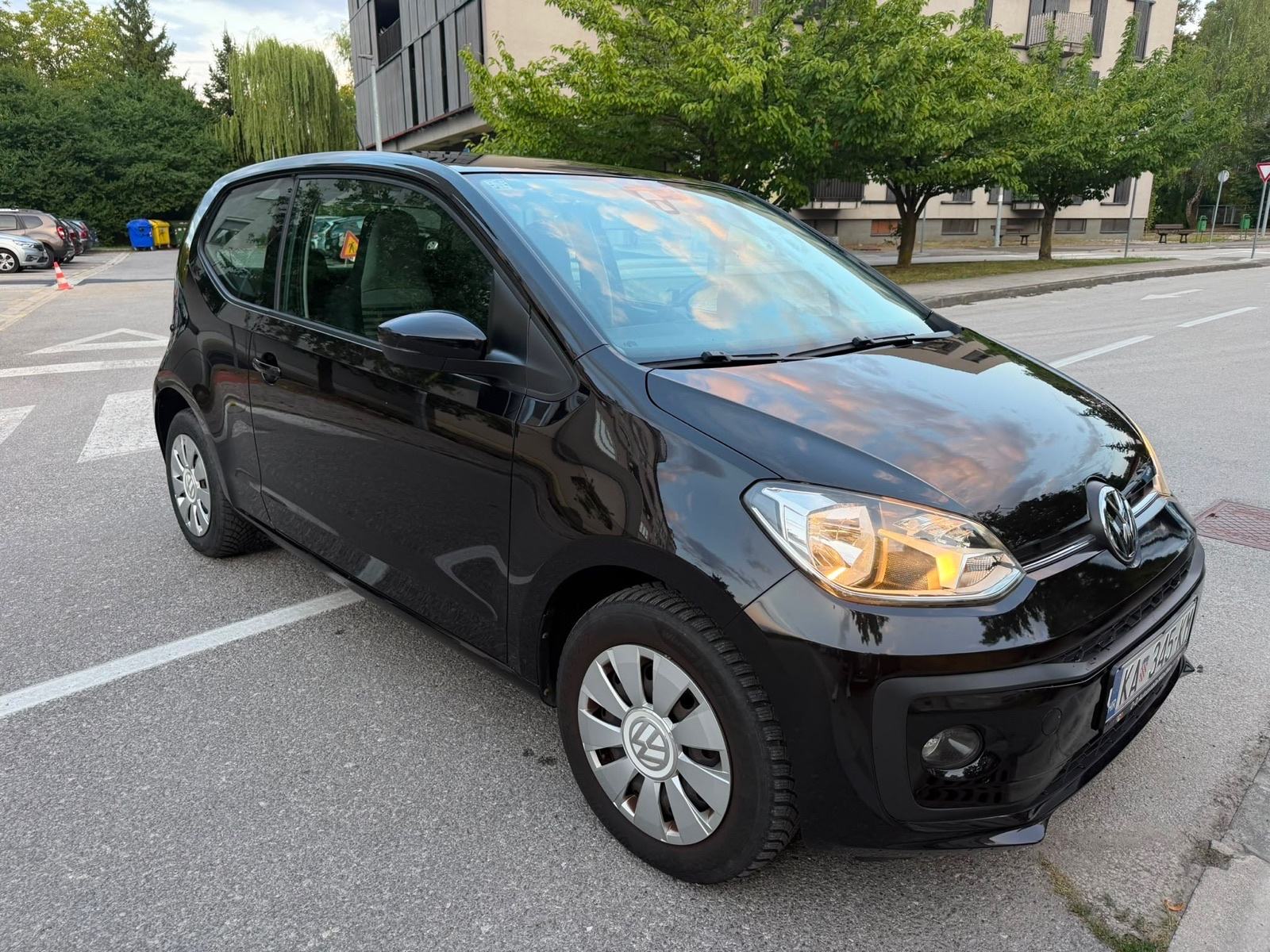 Volkswagen Up! 1,0 MPI, fotografija 7