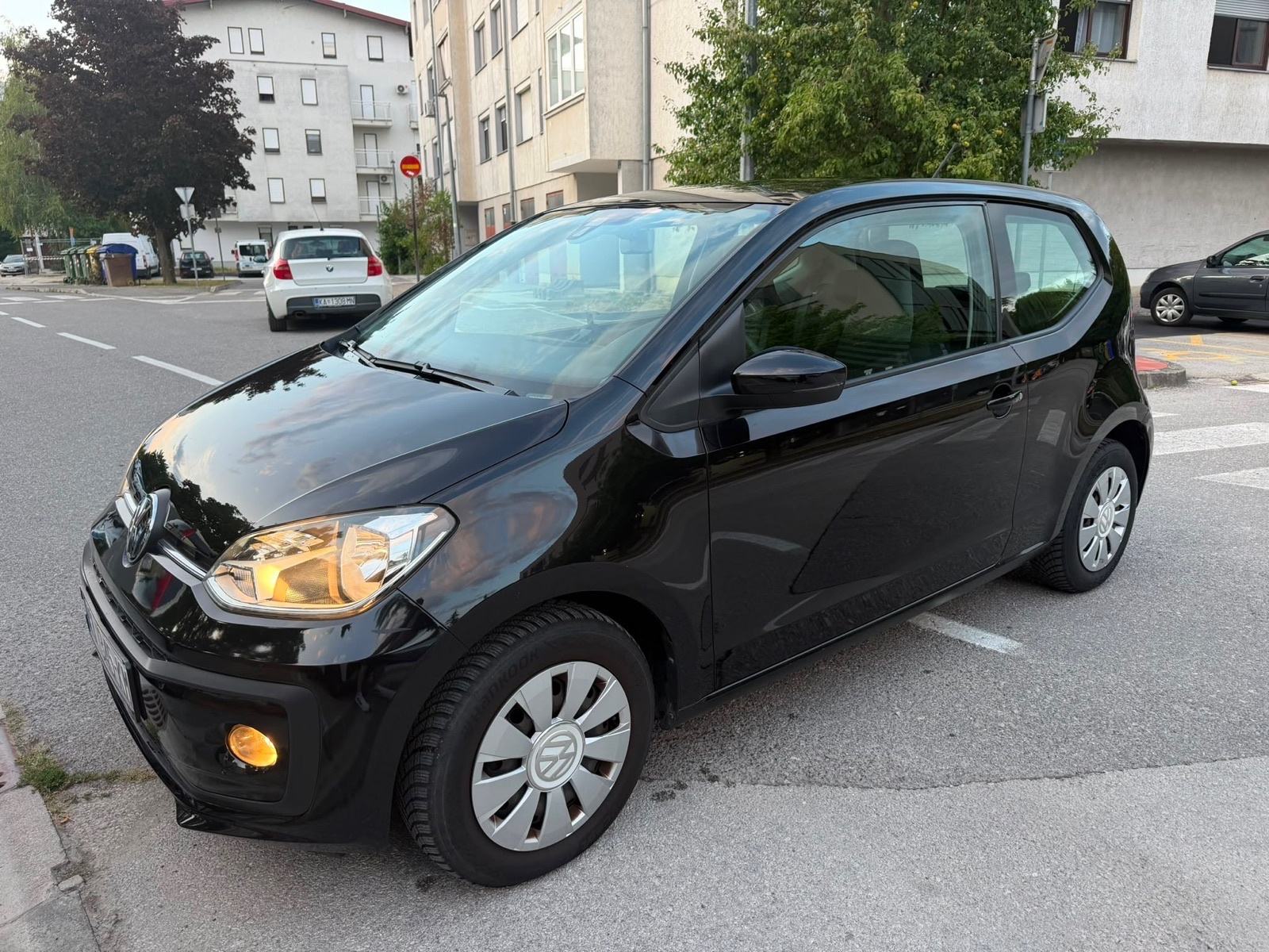 Volkswagen Up! 1,0 MPI, fotografija 8