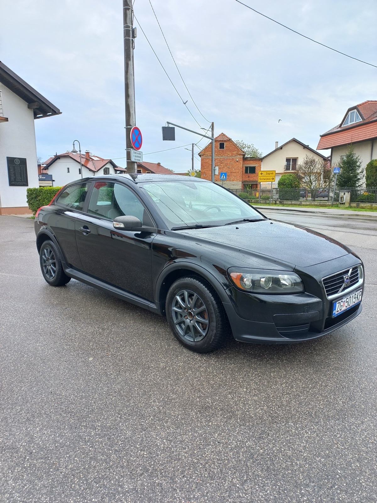 Volvo C30 1,6 D AUTO KAO NOV, fotografija 2