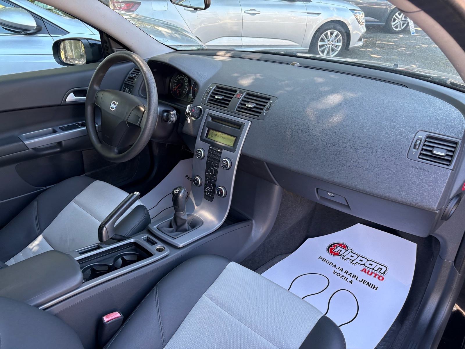 Volvo C30 1,6 D REG:09/2026 - KLIMA - AUTOKREDIT, fotografija 18