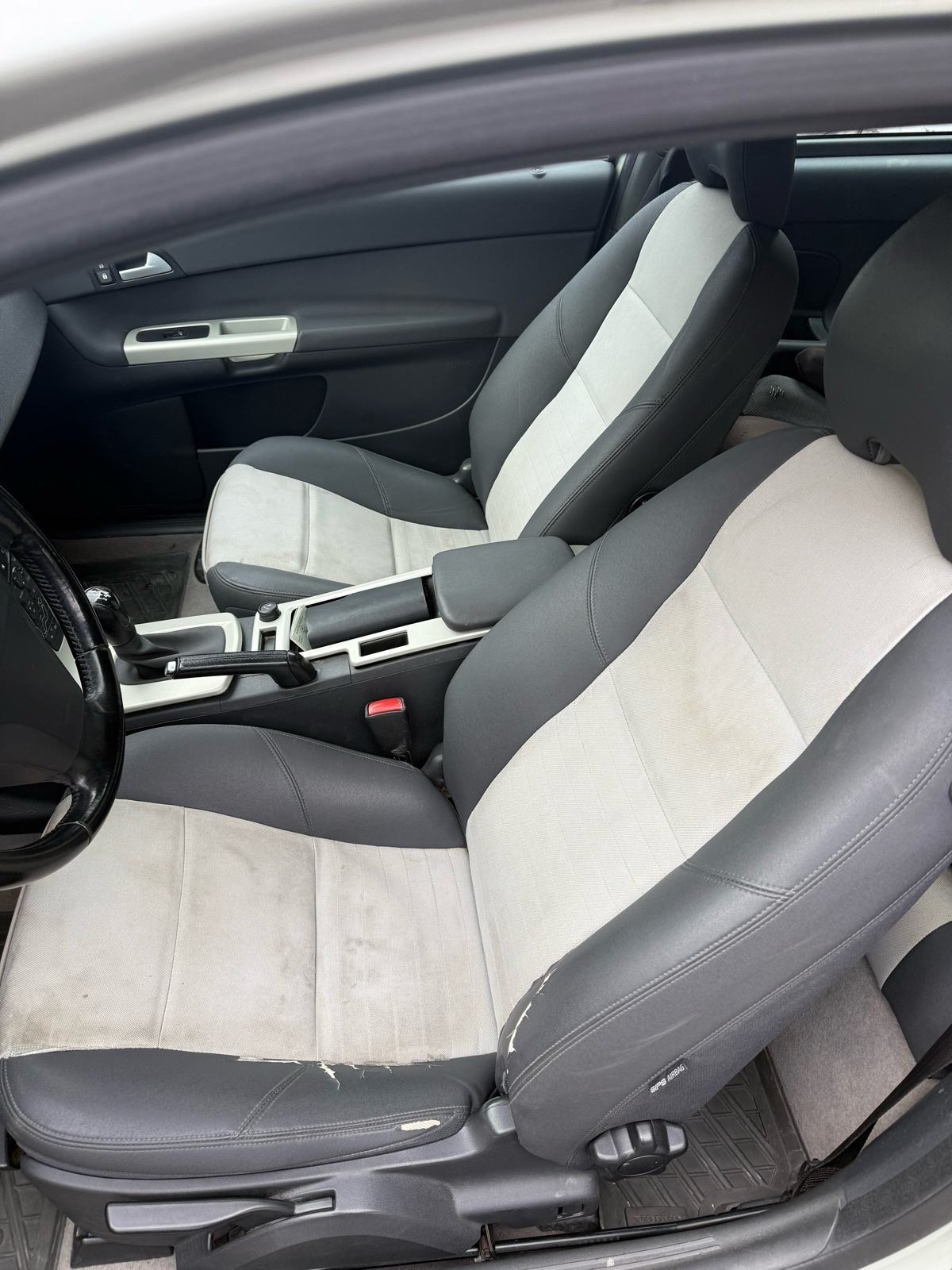 Volvo C30 1,6 D, fotografija 9