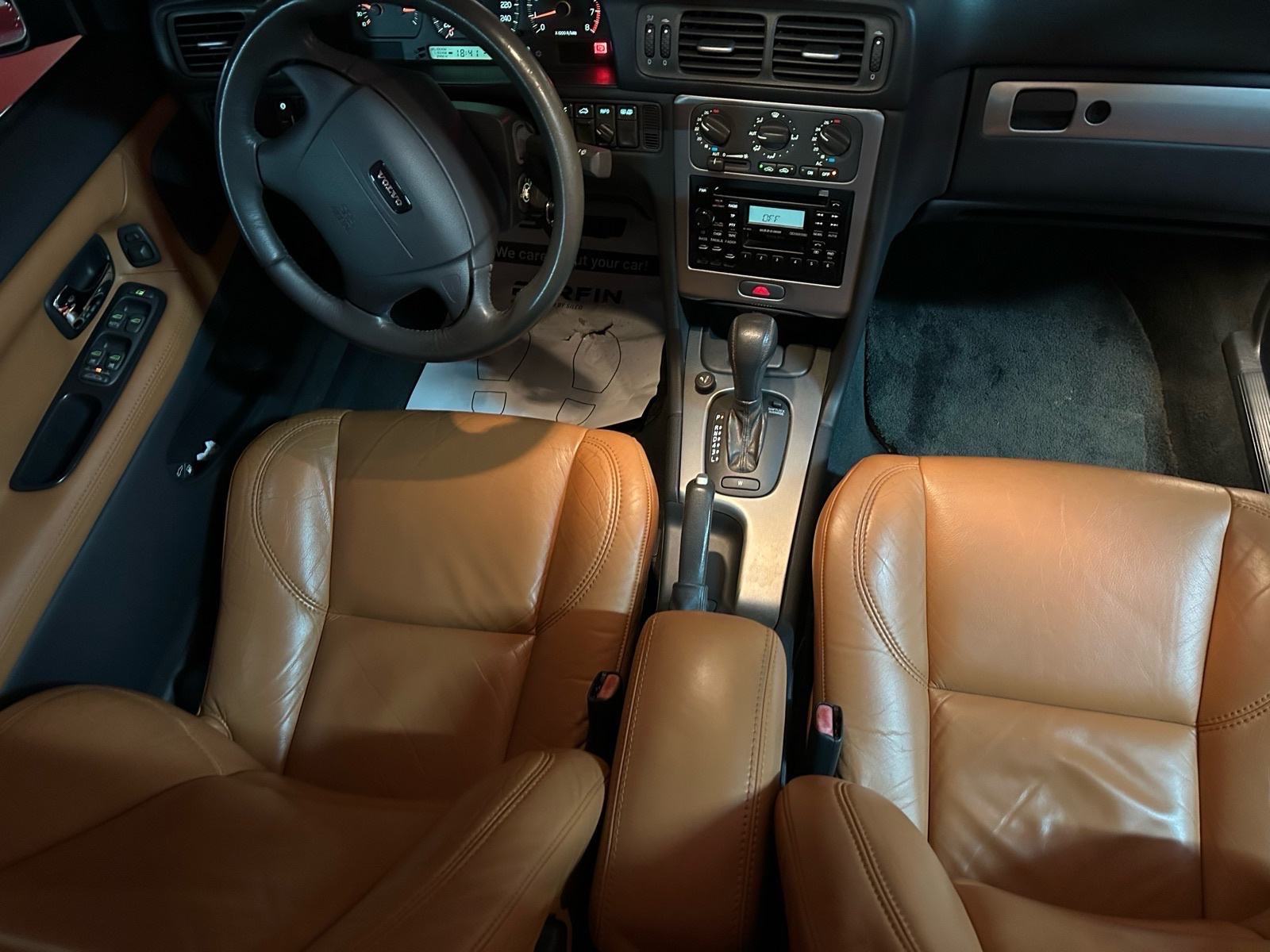 Volvo C70 2.4 T automatik, fotografija 7