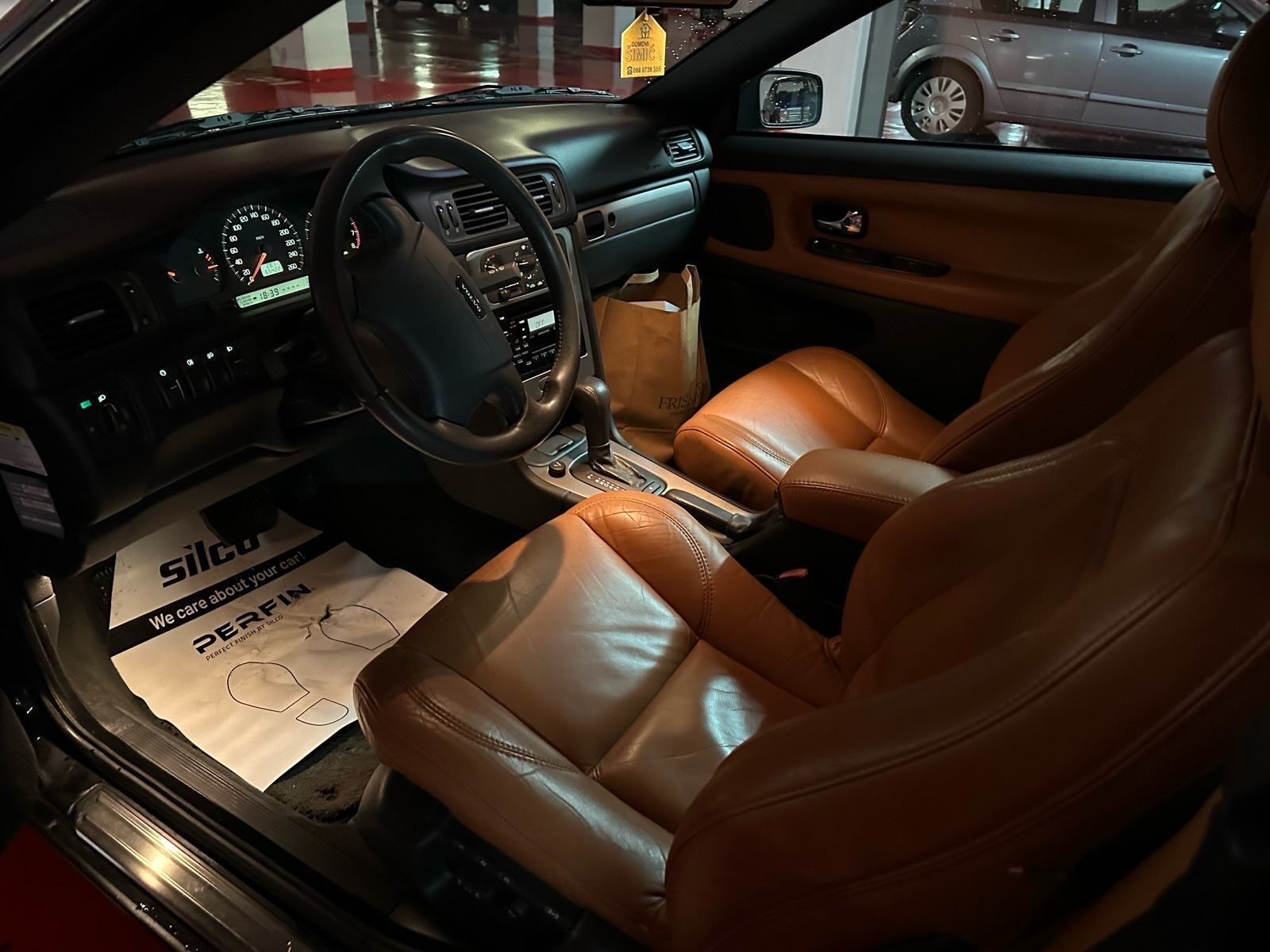 Volvo C70 2.4 T automatik, fotografija 8