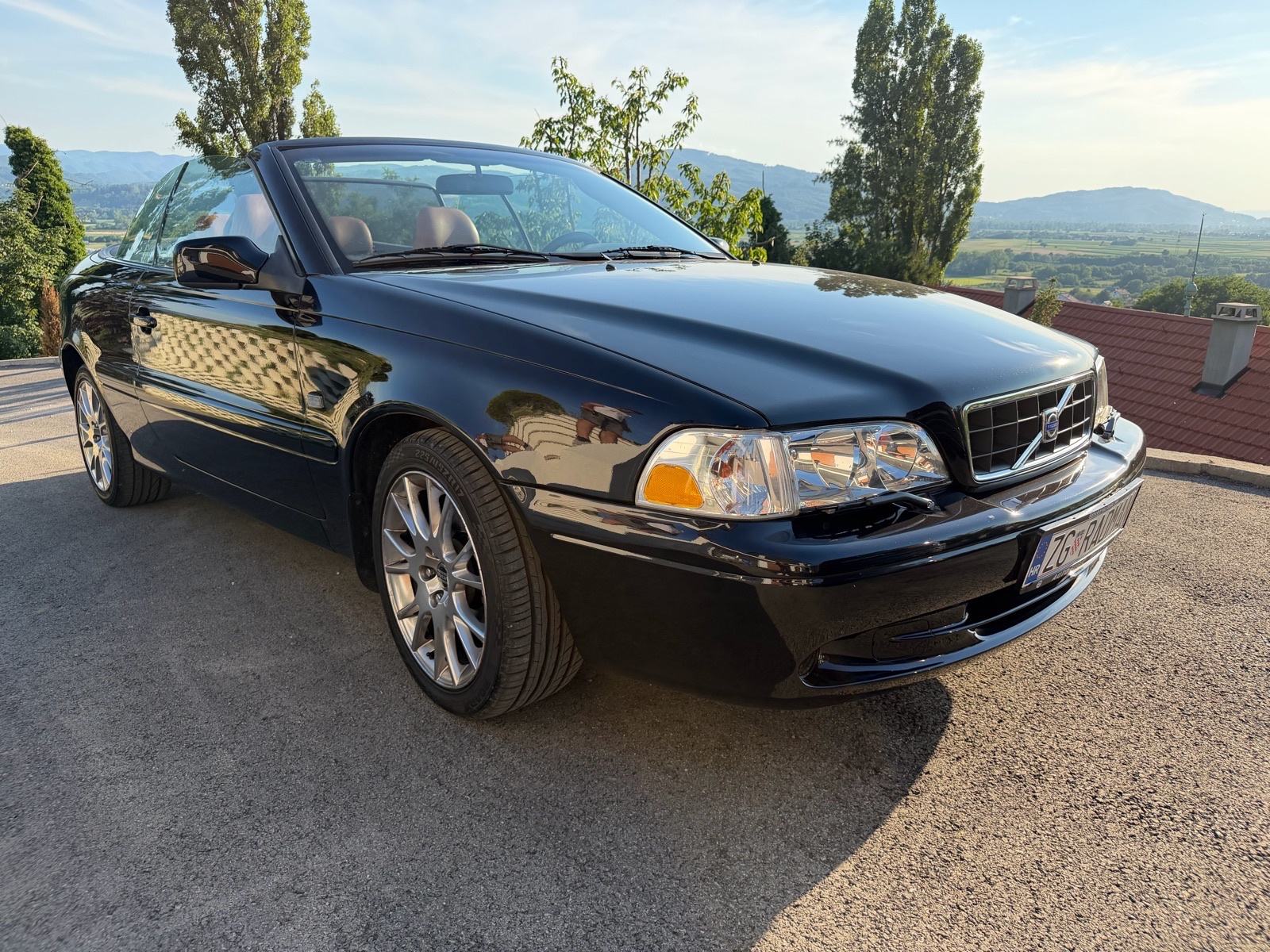 Volvo C70 2.4 T automatik, fotografija 4