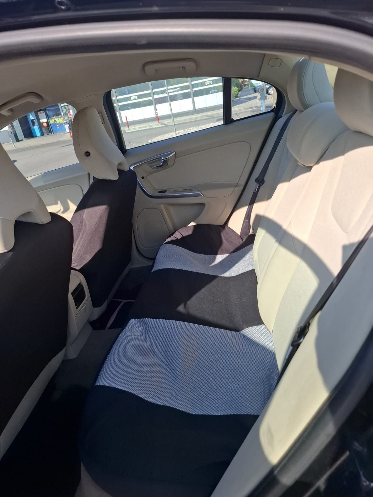 Volvo S60 1.6, fotografija 7
