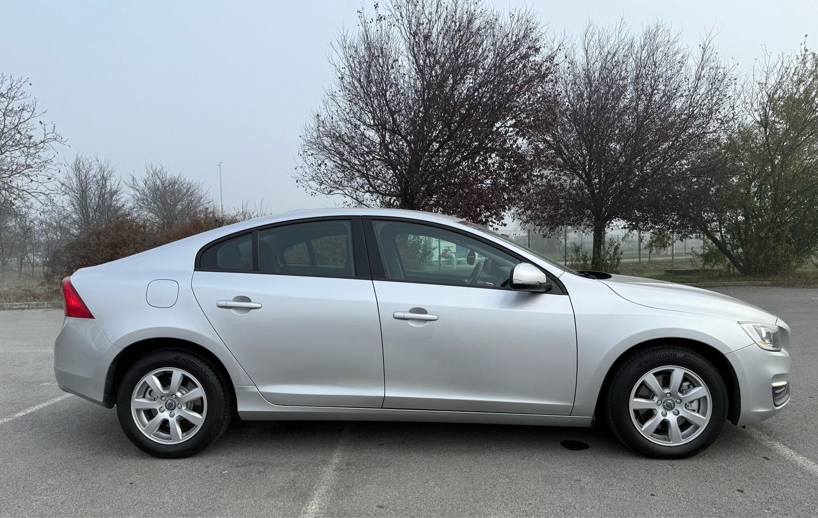 Volvo S60 1.6D NAVI, AUT.DVOZ.KLIMA, ALU, VELIKI SERVIS, REG: 04/2027, fotografija 9