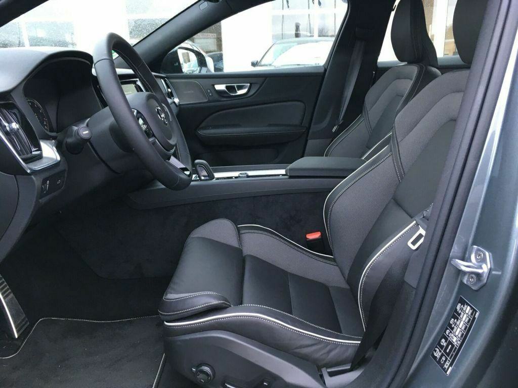 Volvo S60 2.0 B4 R-DESIGN Mild Hybrid Automatic ACC-TEMP KAMERA360 LED, fotografija 5