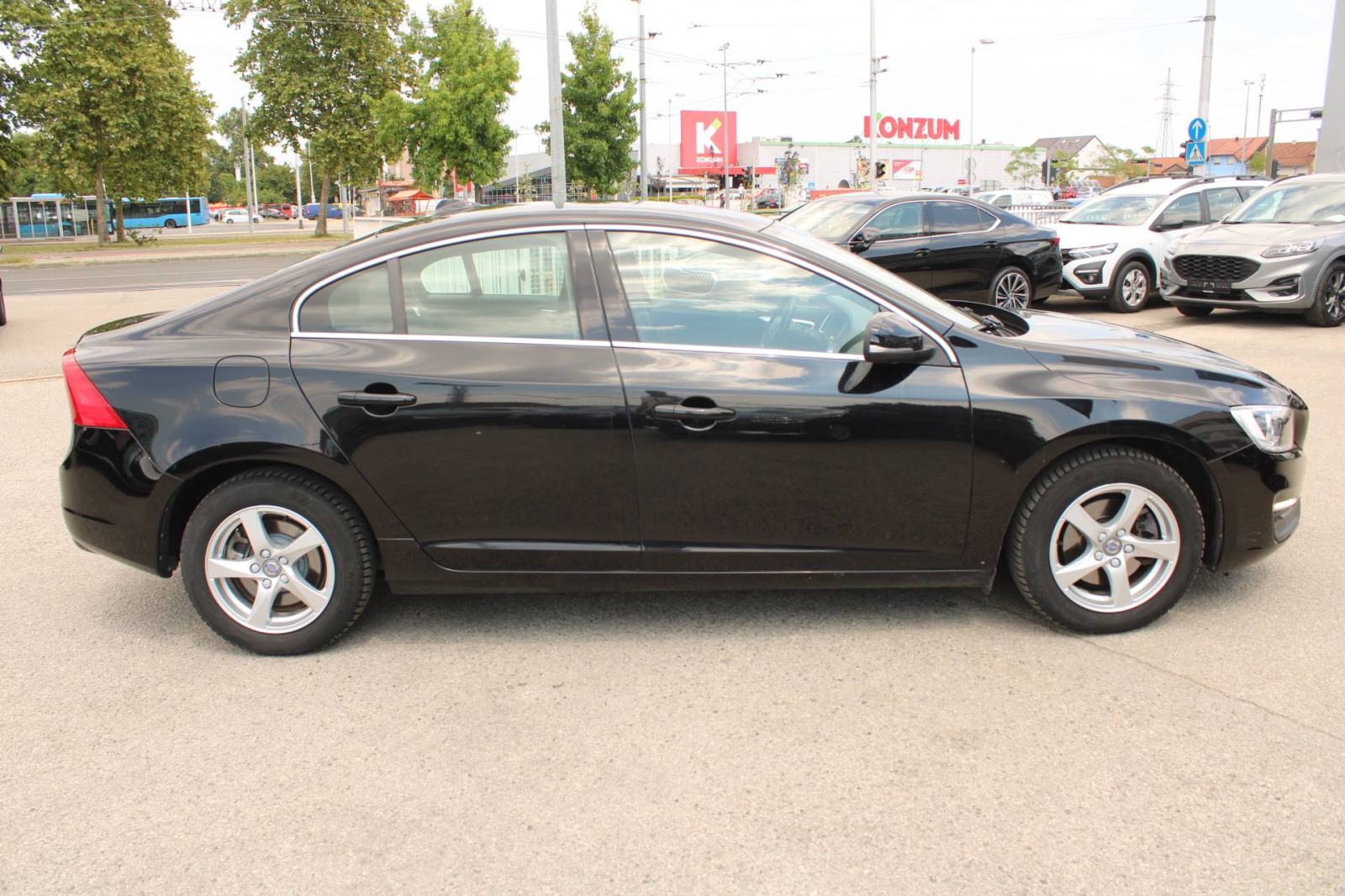 Volvo S60 2.0D reg 2/2027, fotografija 4