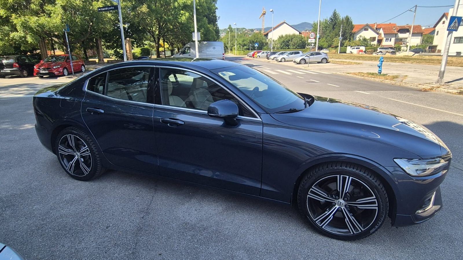 Volvo S60 automatik B4 B inscription vrhunski kupljen u RH, fotografija 3