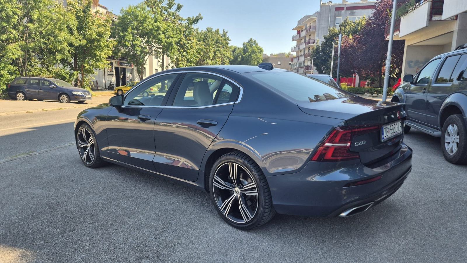 Volvo S60 automatik B4 B inscription vrhunski kupljen u RH, fotografija 4