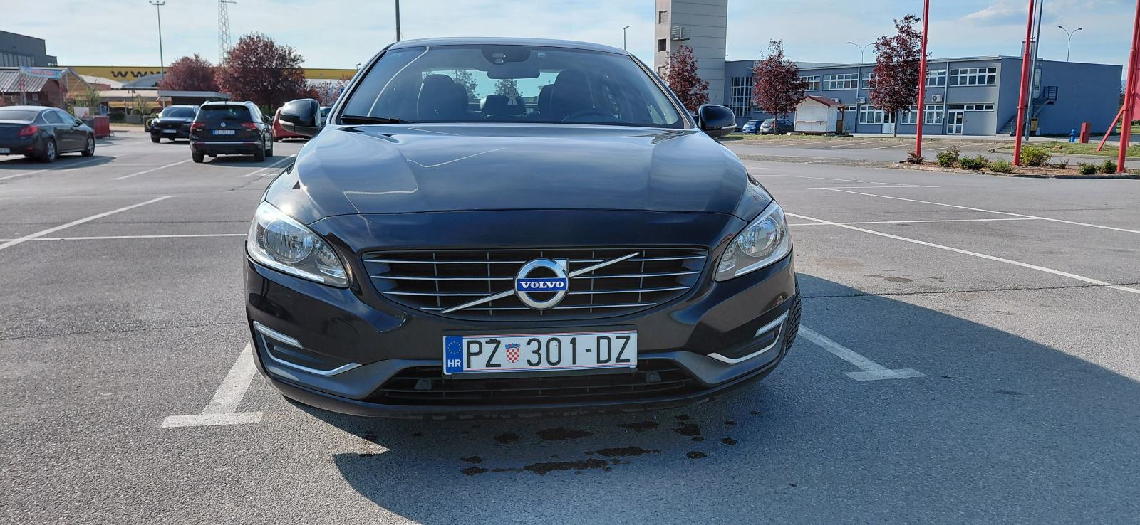 Volvo S60 D3, fotografija 2