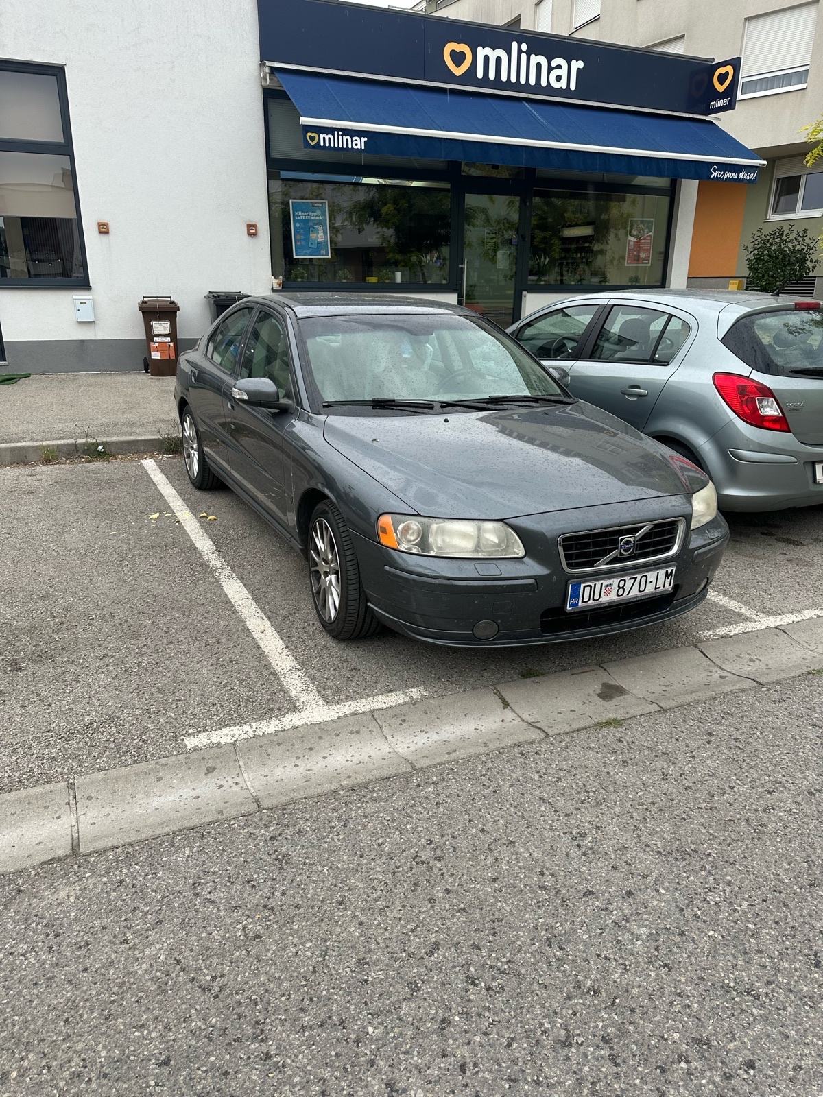Volvo S60 D5 2,4 136kw, fotografija 1