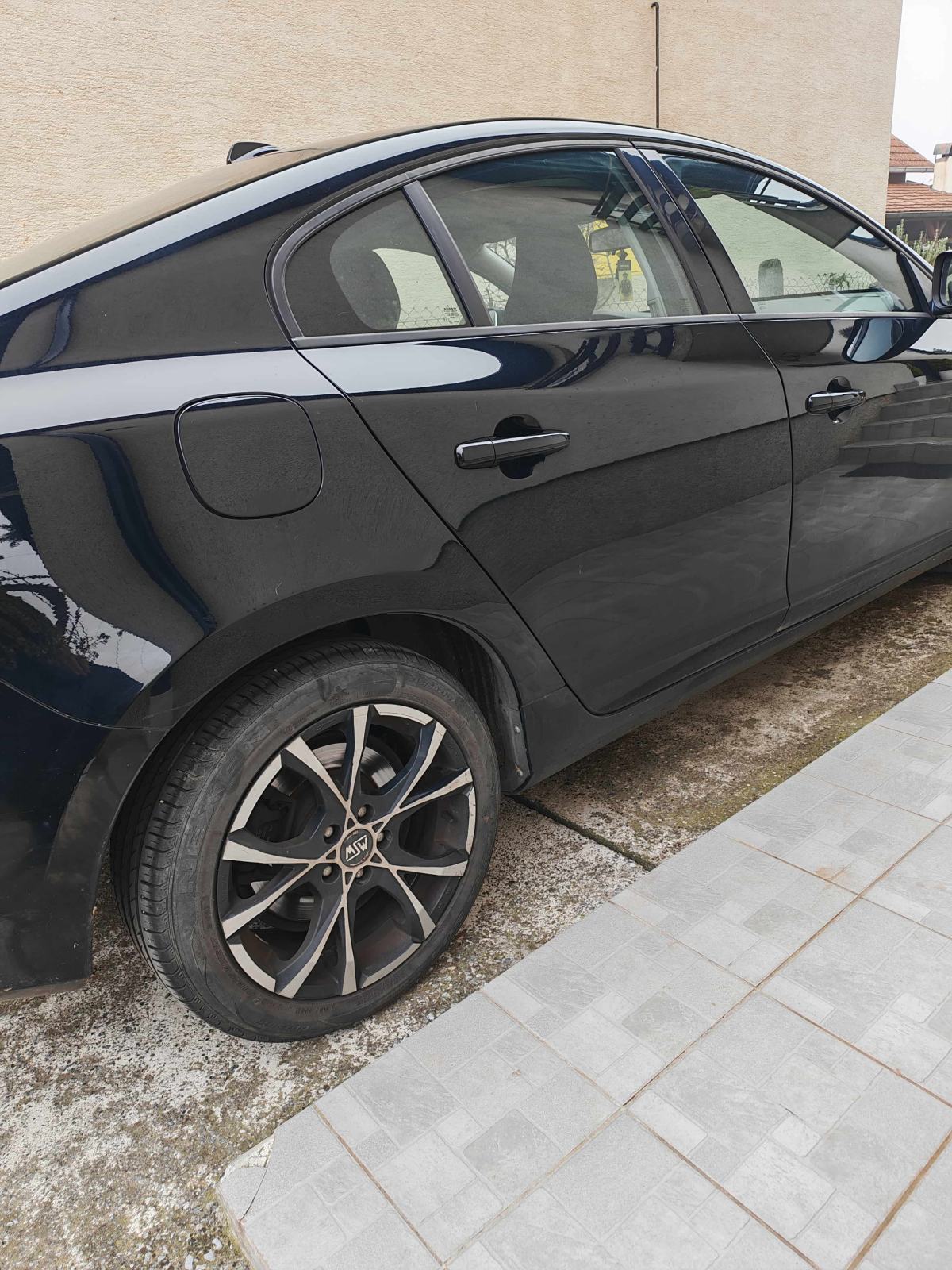 Volvo S60 DRIVe veliki servis, reg.godinu dana., fotografija 3