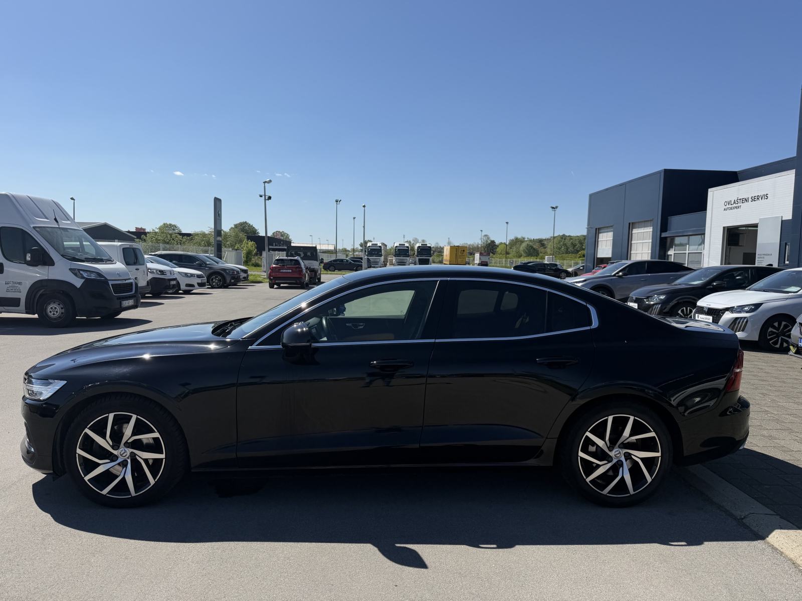 Volvo S60 T4, 2.0 AUTOMATIK, KAMERA, NAV, REG 12/2026, polestar, fotografija 4
