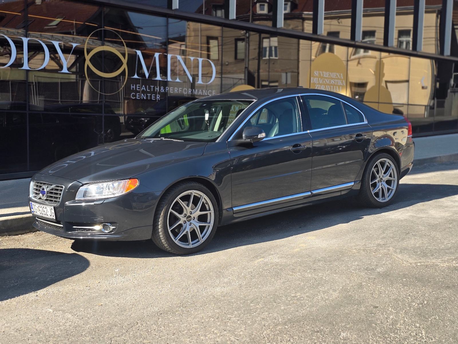 Volvo S80 2,5 T automatik, fotografija 8