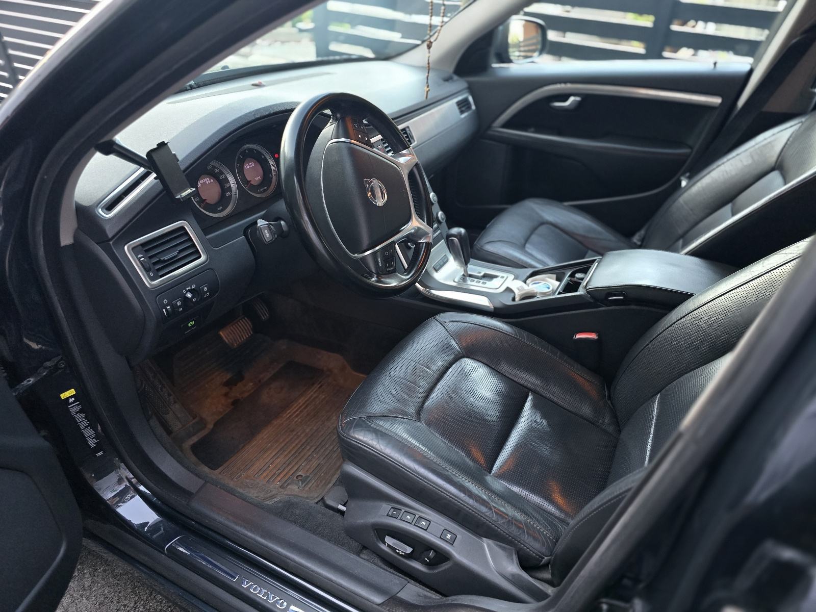 Volvo S80 2,5 T automatik, fotografija 19