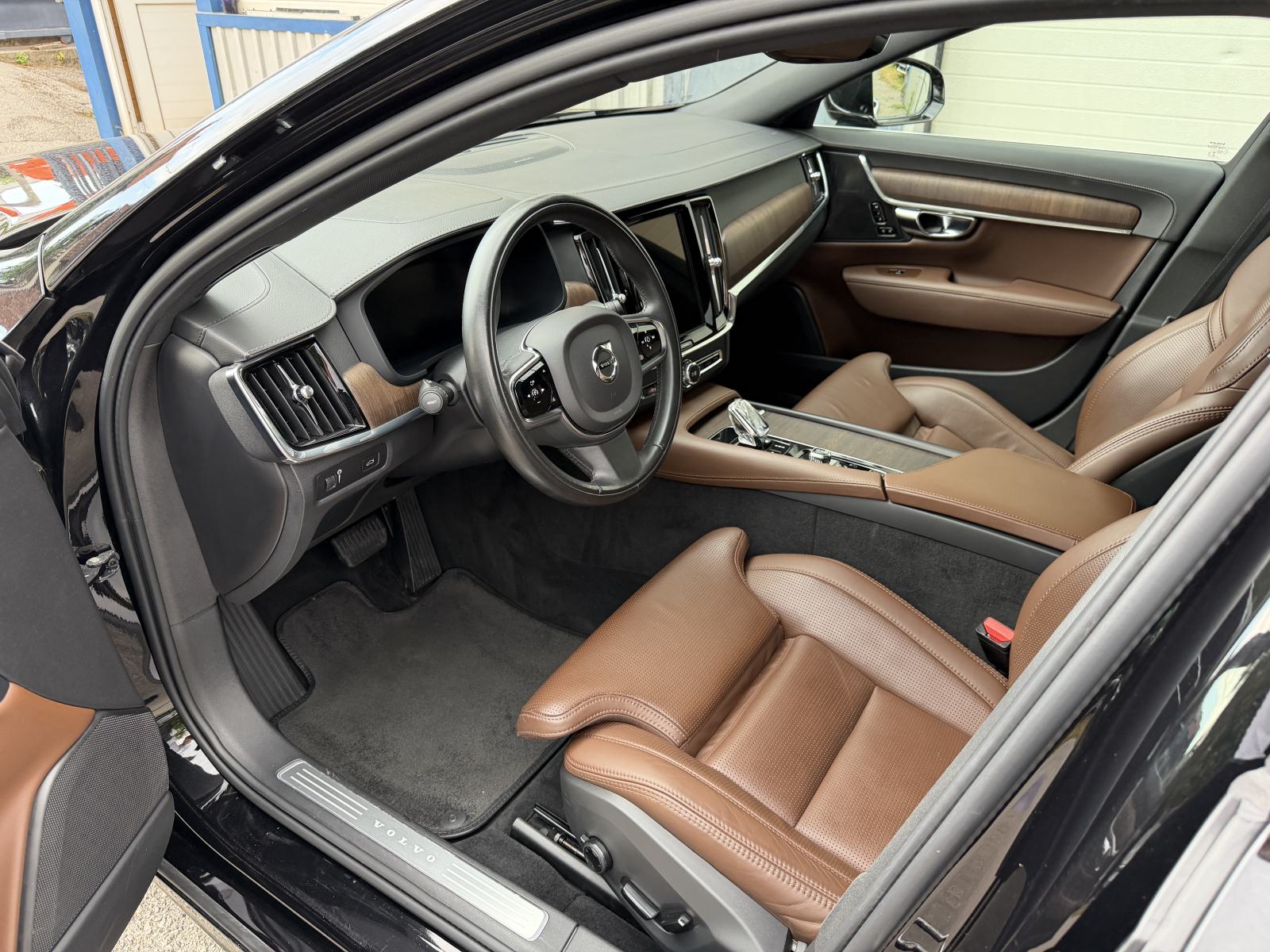 Volvo S90 B5D AWD INS CR.MOMENTUM NIJE UVOZ, fotografija 9