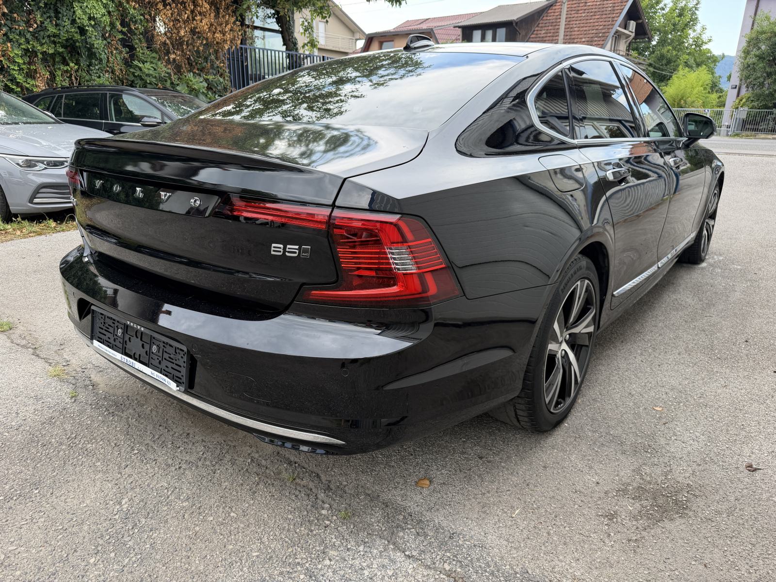 Volvo S90 B5D AWD INS CR.MOMENTUM NIJE UVOZ, fotografija 2