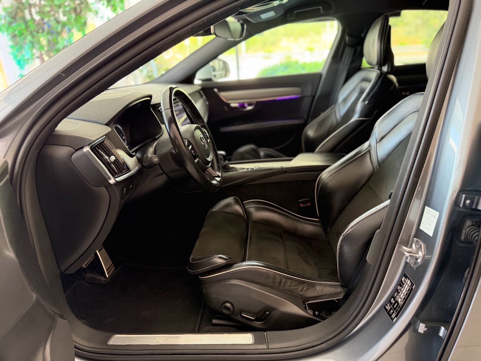 Volvo S90 D3 automatik, fotografija 7