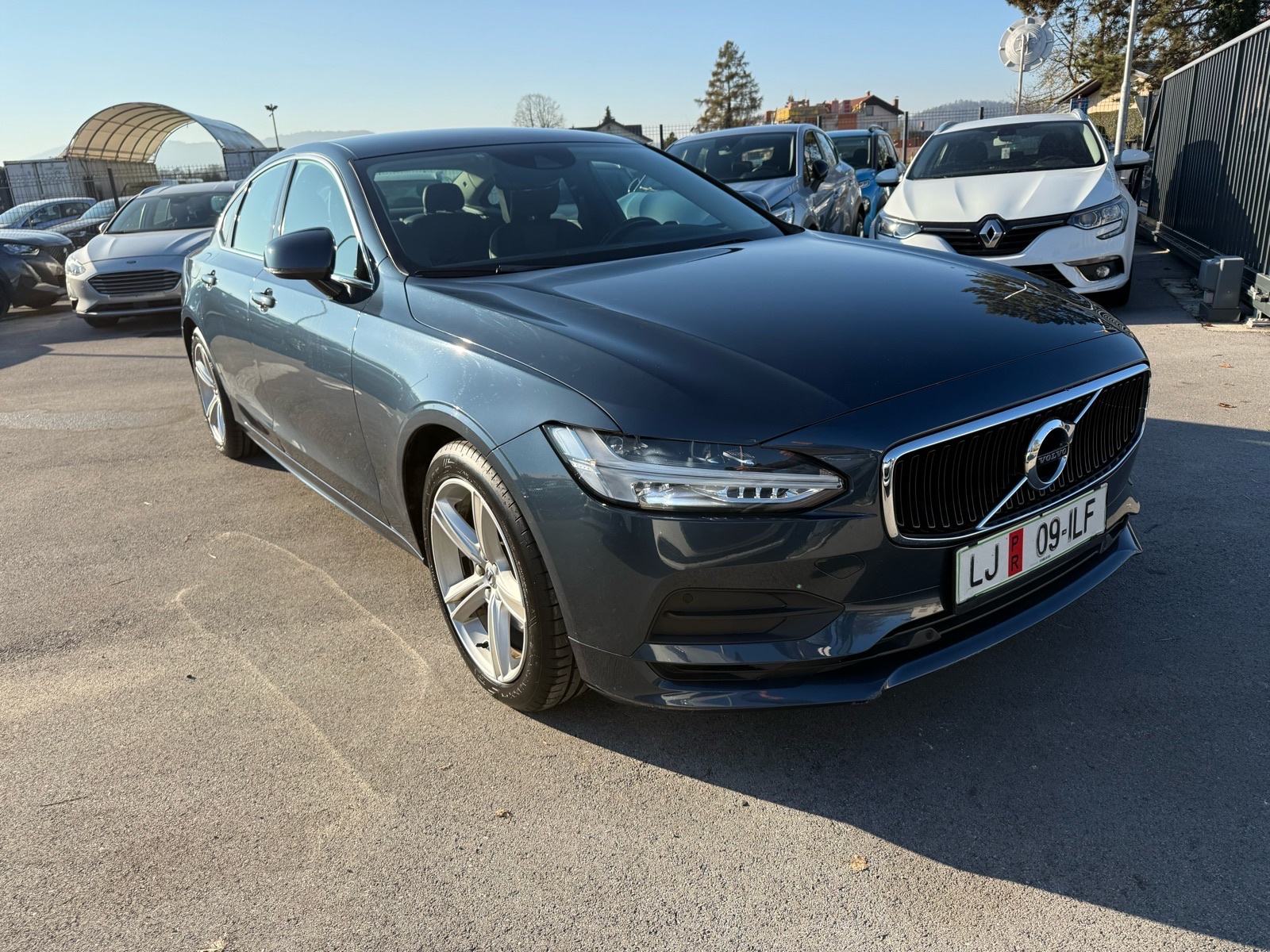 Volvo S90 D4 Automatik | 190 KS | 2020. | 192tkm | JAMSTVO | Dostava, fotografija 3