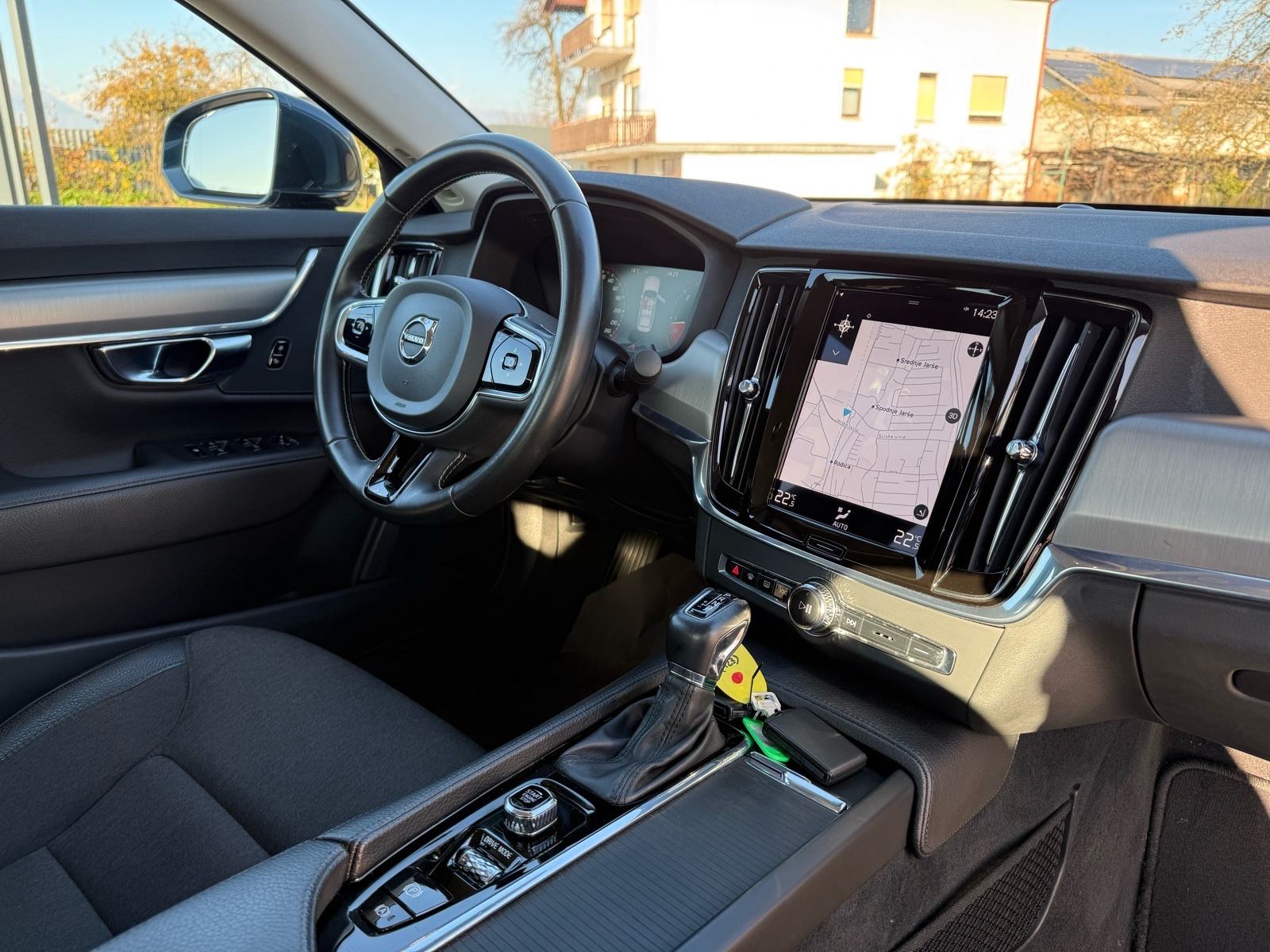 Volvo S90 D4 Automatik | 190 KS | 2020. | 192tkm | JAMSTVO | Dostava, fotografija 10