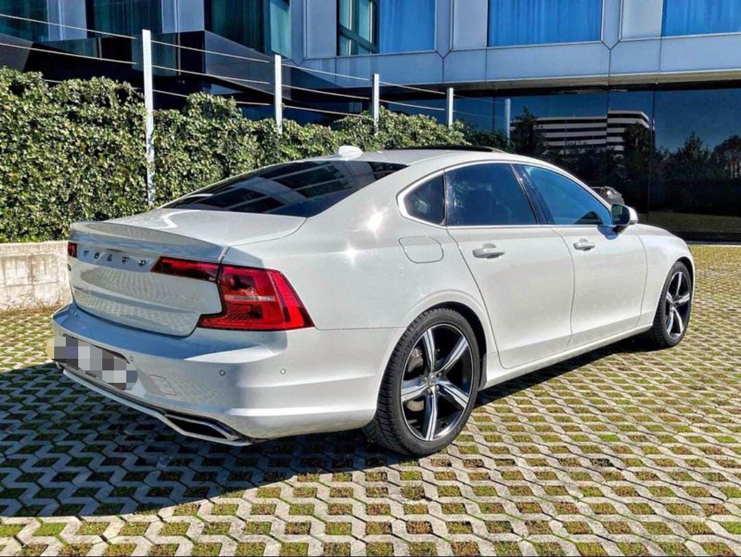 Volvo S90 D4 R DESIGN, fotografija 5