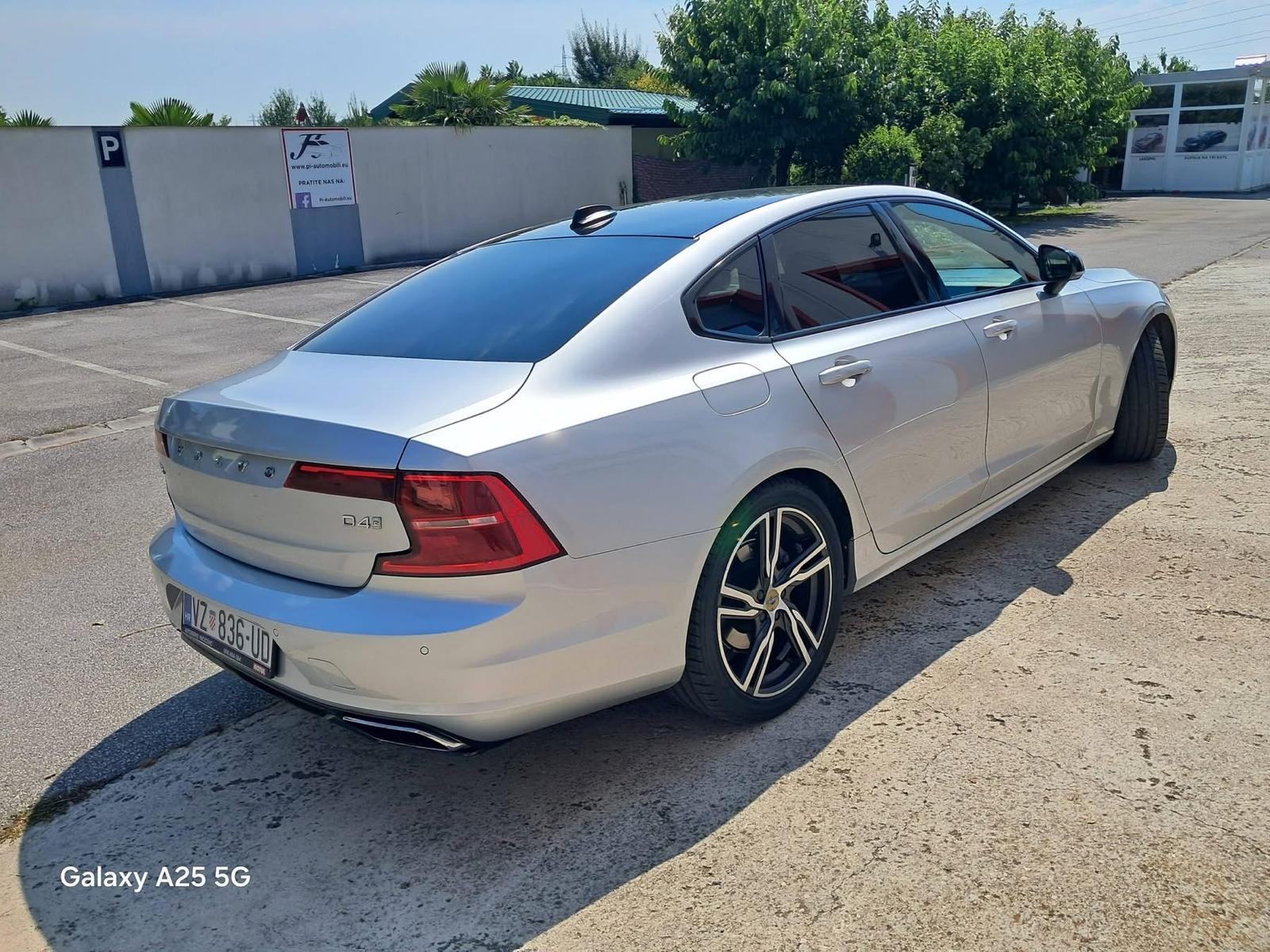 Volvo S90 D4 R DESIGN, fotografija 12