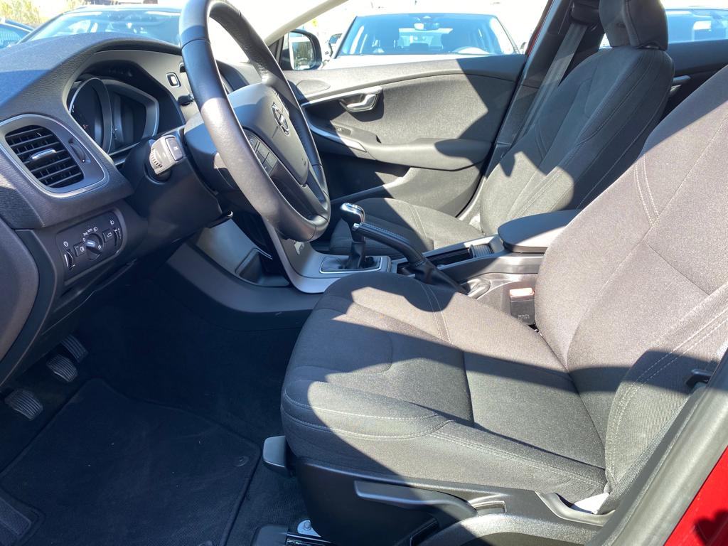 Volvo V40 2.0 D KINETIC, NAVI, PARK KAMERA, 4X GARANCIJA!, fotografija 13