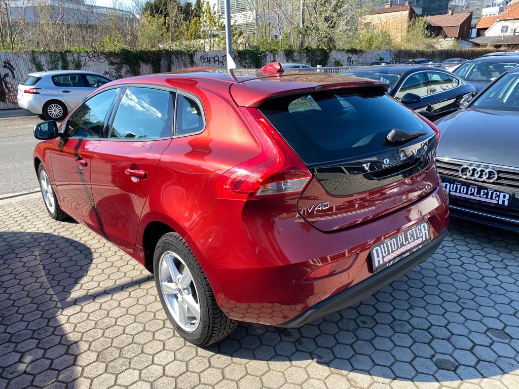 Volvo V40 2.0 D KINETIC, NAVI, PARK KAMERA, 4X GARANCIJA!, fotografija 9
