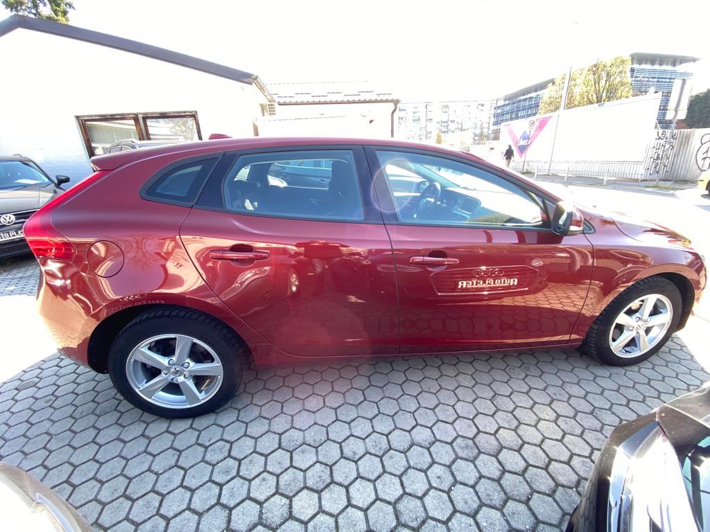 Volvo V40 2.0 D KINETIC, NAVI, PARK KAMERA, 4X GARANCIJA!, fotografija 7