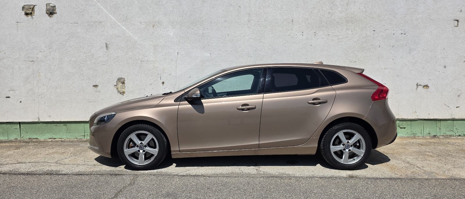 Volvo V40 2.0 D2,NAVI,LED,1-VL,GARANCIJA,NEMA 5%, fotografija 4