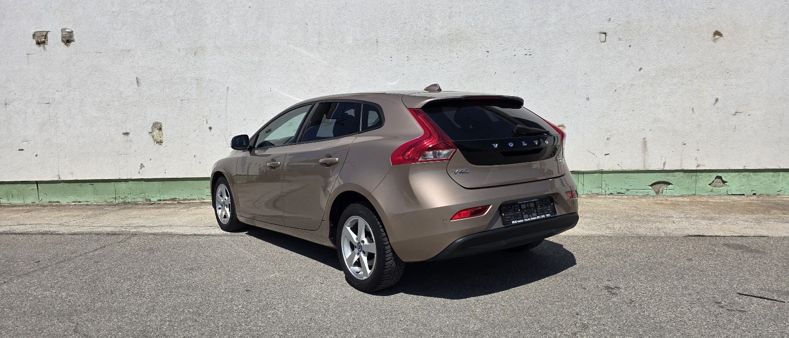 Volvo V40 2.0 D2,NAVI,LED,1-VL,GARANCIJA,NEMA 5%, fotografija 7