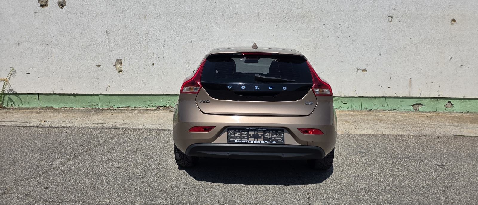 Volvo V40 2.0 D2,NAVI,LED,1-VL,GARANCIJA,NEMA 5%, fotografija 8