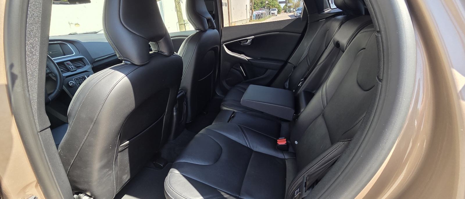 Volvo V40 2.0 D2,NAVI,LED,1-VL,GARANCIJA,NEMA 5%, fotografija 12