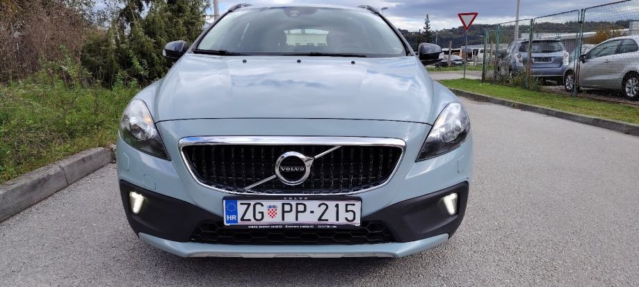 Volvo V40 2,0D, fotografija 17