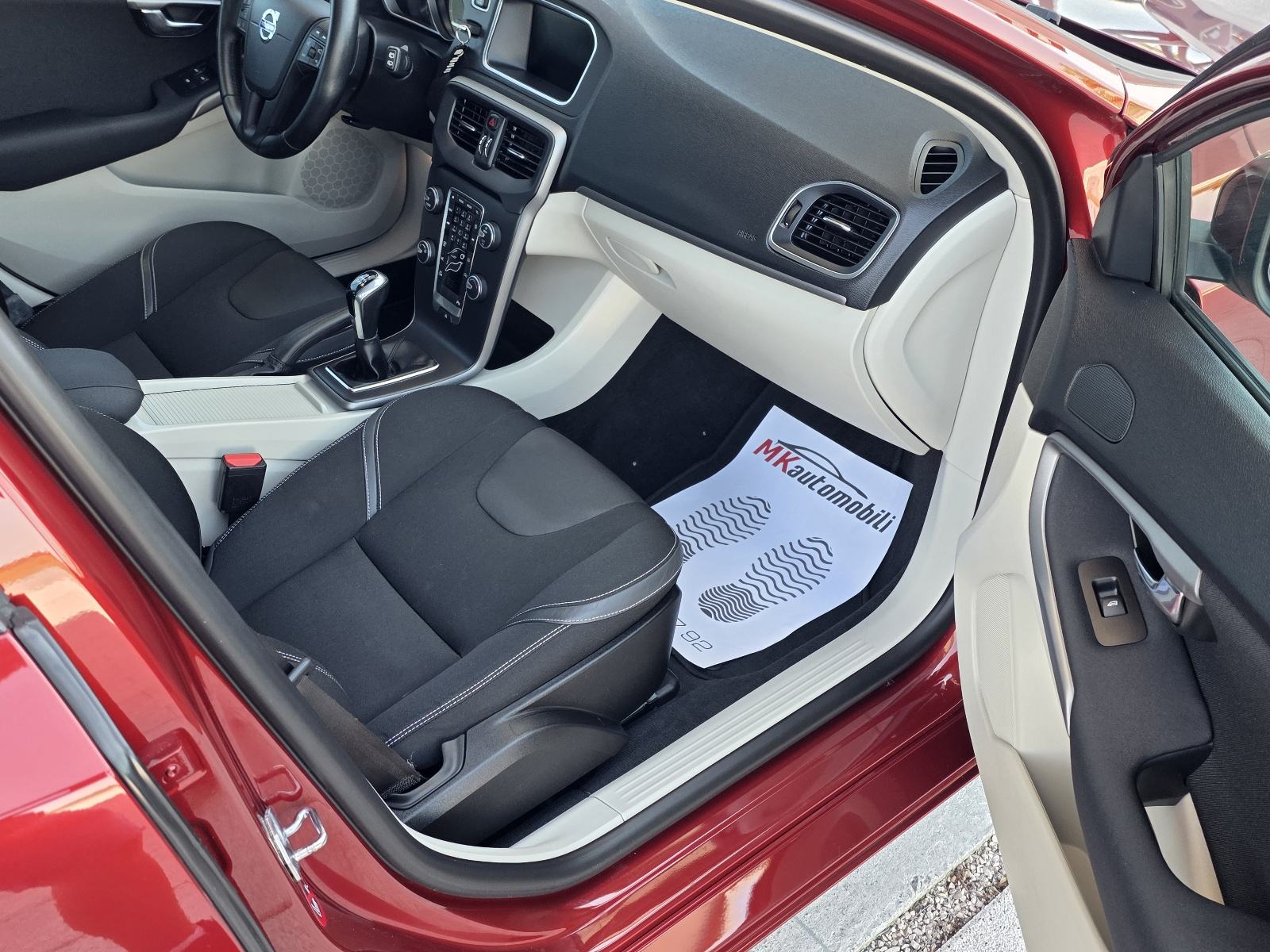 Volvo V40 ALU,NAVI,80 T.K.M, fotografija 11
