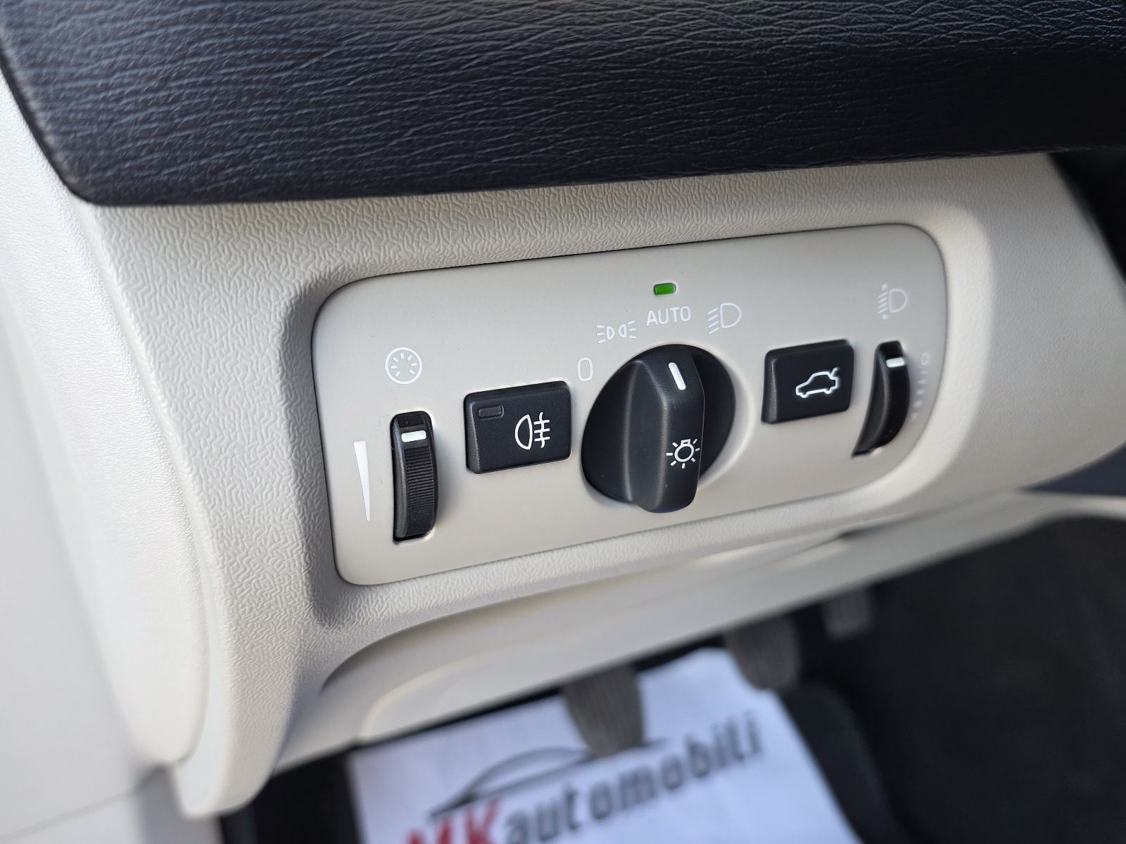 Volvo V40 ALU,NAVI,80 T.K.M, fotografija 16