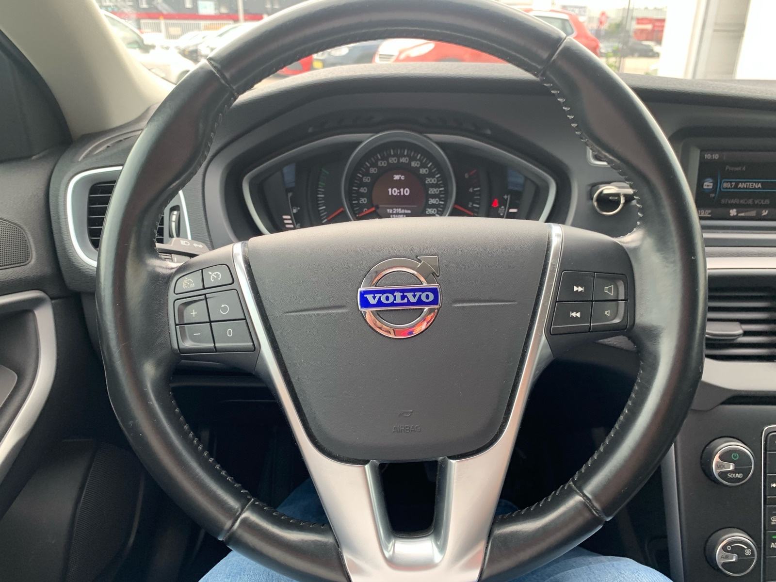 Volvo V40 Cross Country 1,6 d, 115 ks, kao novi, kred. na kartice, fotografija 17
