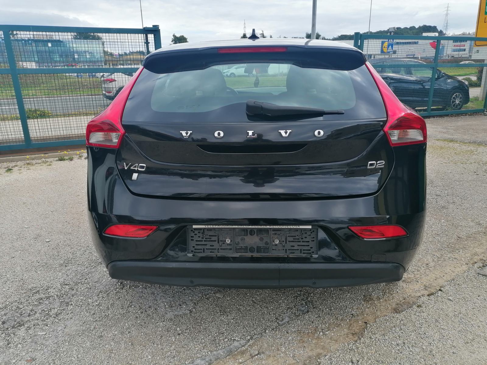 Volvo V40 D2 1.6 D, fotografija 6