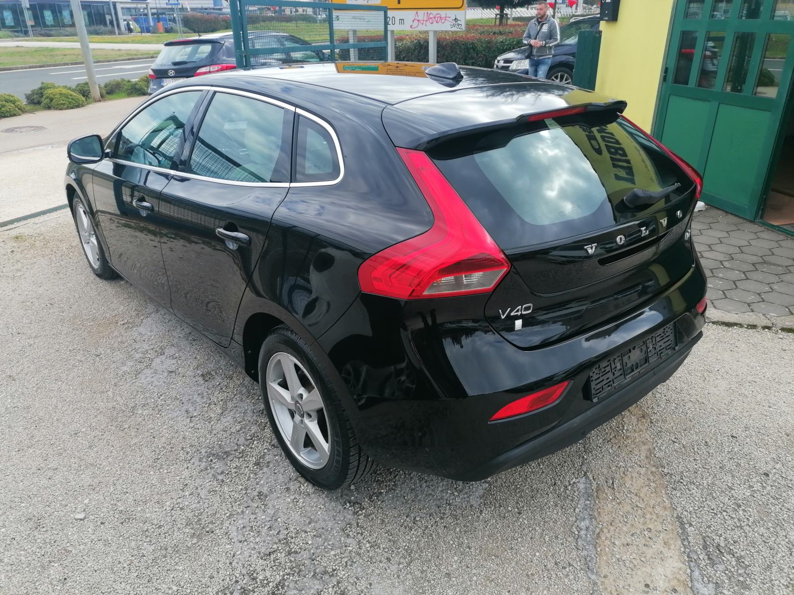 Volvo V40 D2 1.6 D, fotografija 4