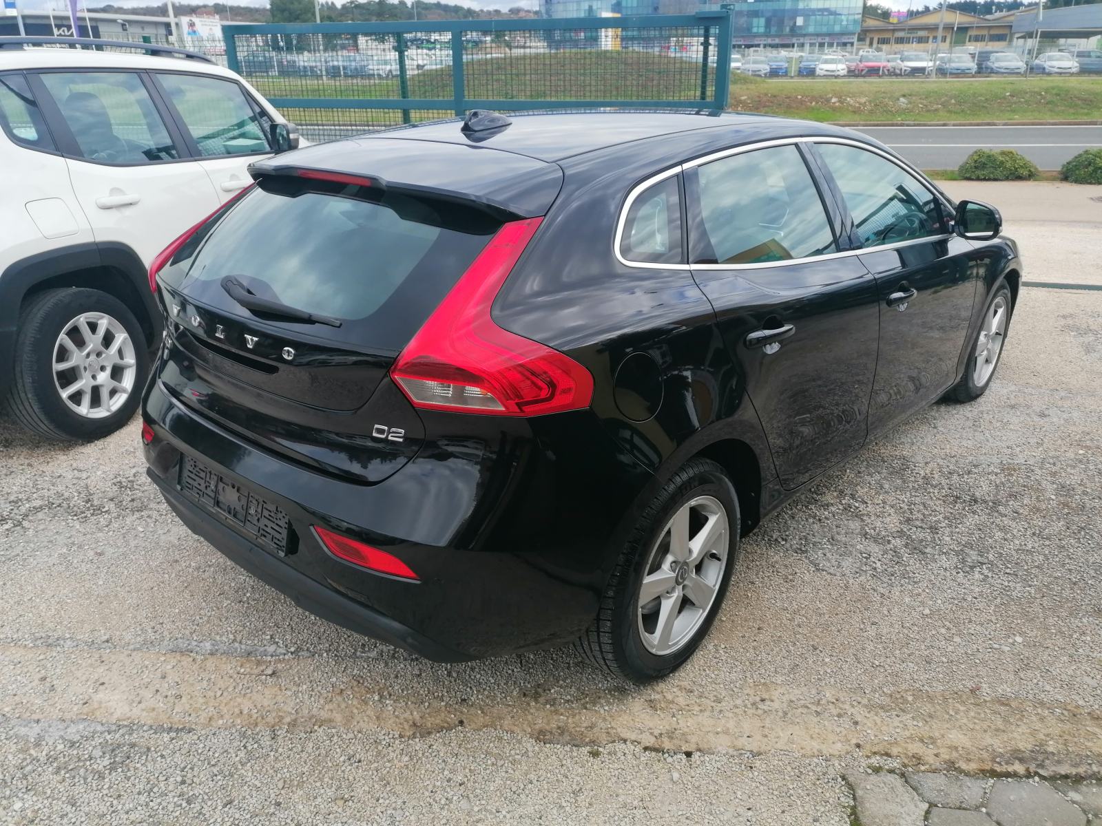 Volvo V40 D2 1.6 D, fotografija 5