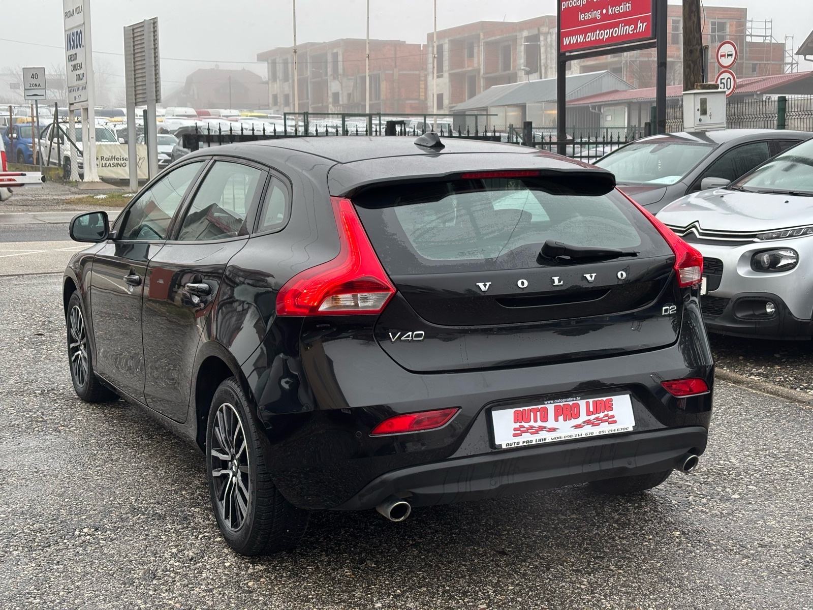 Volvo V40 D2 2.0d 88kw, 125.000km, 2019g, **AKCIJA**, fotografija 5