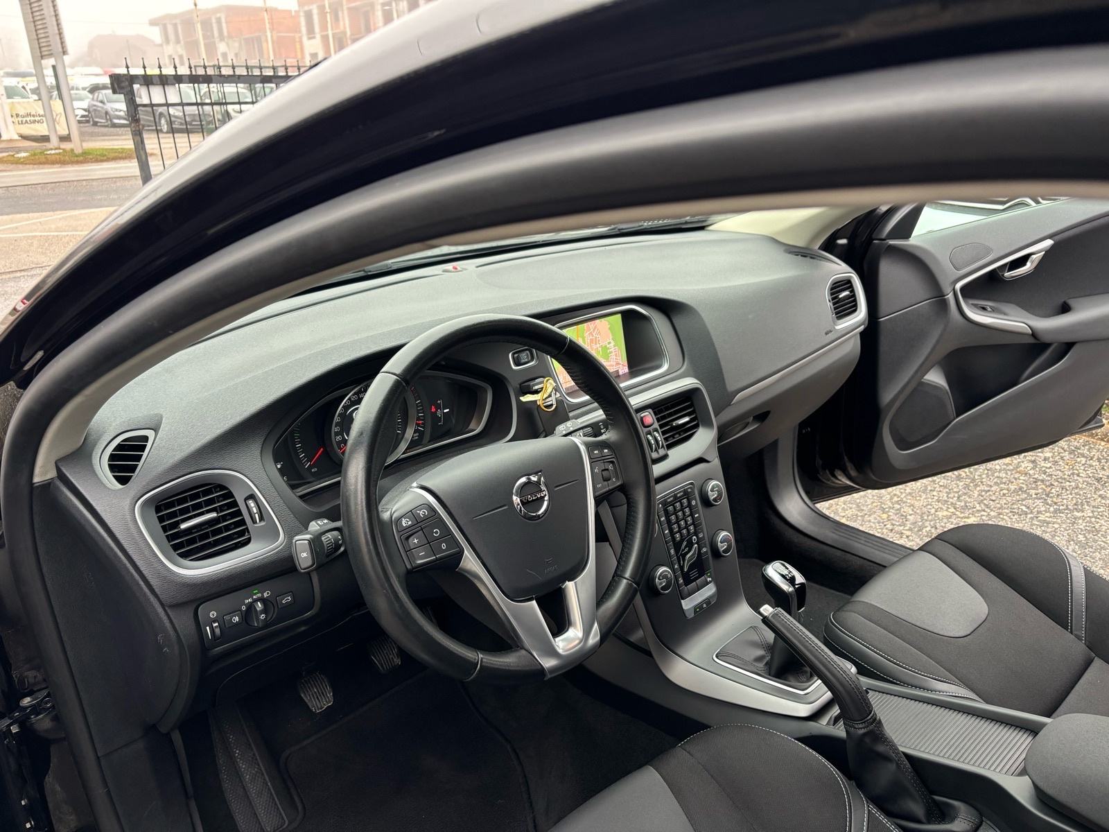 Volvo V40 D2 2.0d 88kw, 125.000km, 2019g, **AKCIJA**, fotografija 10