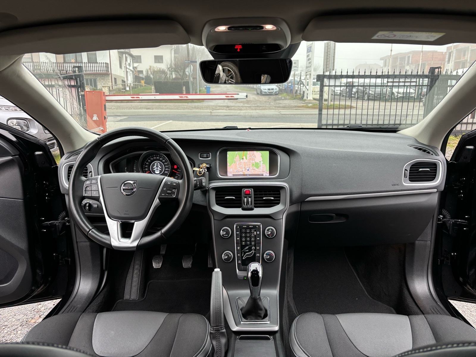 Volvo V40 D2 2.0d 88kw, 125.000km, 2019g, **AKCIJA**, fotografija 12
