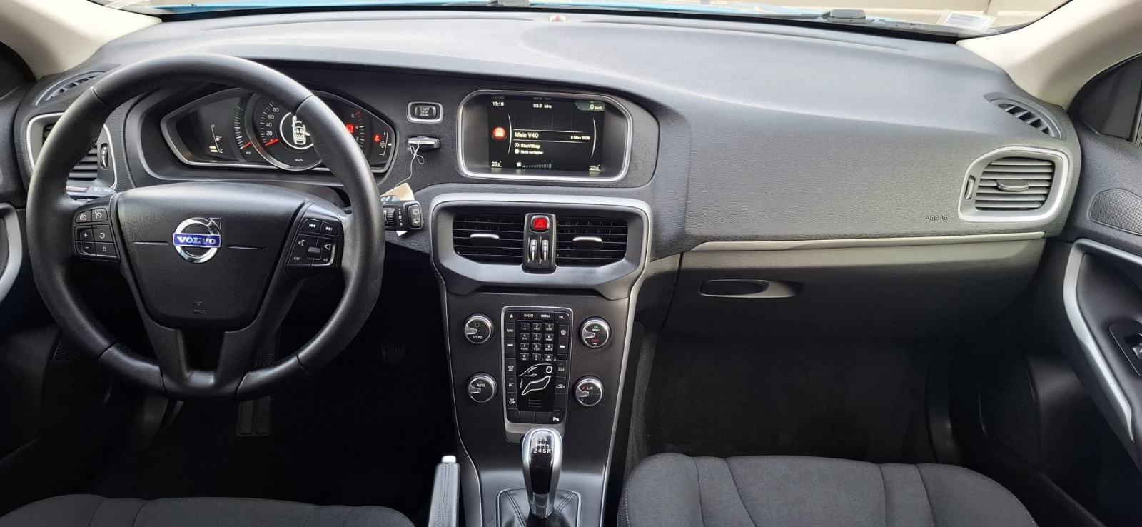 Volvo V40 D2..TOP STANJE, fotografija 4